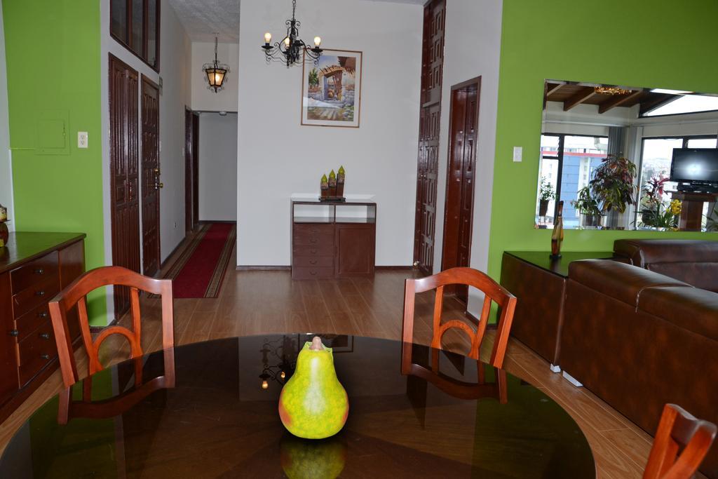 Aparthotel Amaranta Кіто Екстер'єр фото